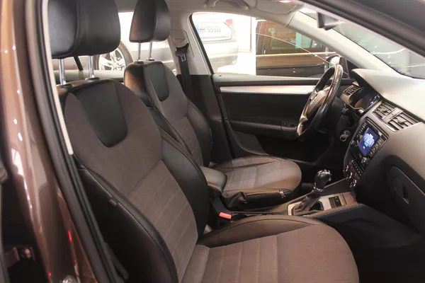 Škoda Octavia 1.2TSI DSG Elegance - foto 20