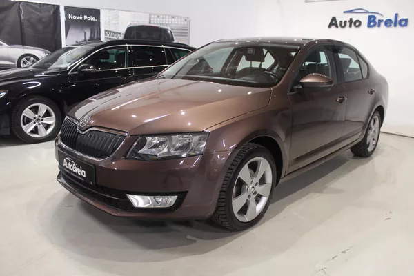 Škoda Octavia 1.2TSI DSG Elegance - foto 6