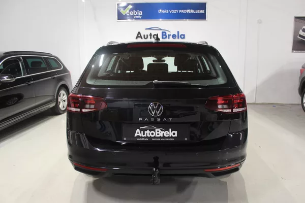 Volkswagen Passat 2.0TDI DSG Display LED - foto 10