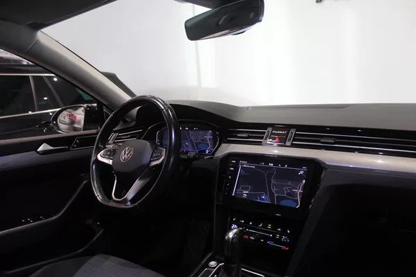 Volkswagen Passat 2.0TDI DSG Display LED - foto 23