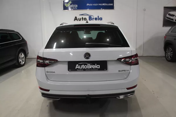 Škoda Superb 2.0TDI DSG Sport-Line Tažné - foto 11