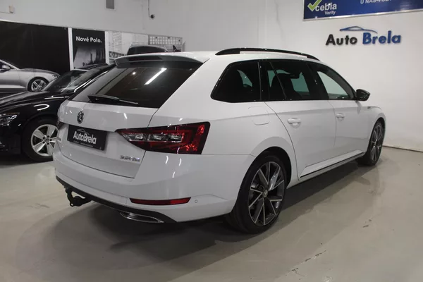 Škoda Superb 2.0TDI DSG Sport-Line Tažné - foto 13