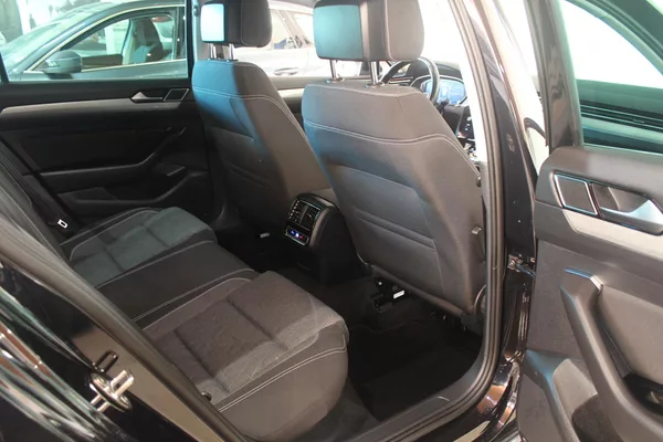 Volkswagen Passat 2.0TDI DSG Display Tažné - foto 26