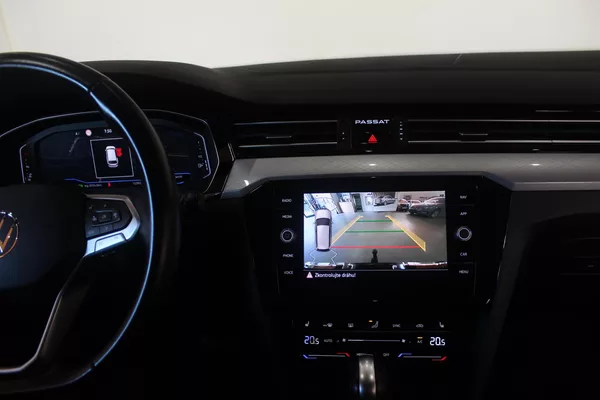 Volkswagen Passat 2.0TDI DSG Display Tažné - foto 33