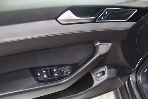 Volkswagen Passat 110kW, Tažné, Nezávislé topení - foto 6