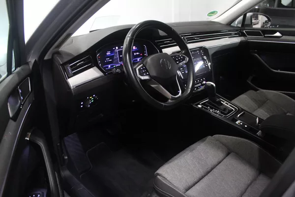 Volkswagen Passat R-Line 110kW,Webasto,360,Tažné - foto 6