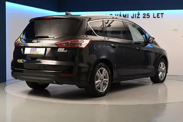 Ford S-MAX 2.0 LED Kamera Tažné 8AT ECOBL - foto 5