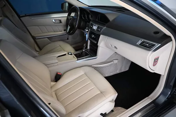 Mercedes-Benz Třídy E 2.2 250T Avantgarde LED CDI - foto 10