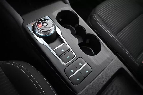 Ford Kuga 2.5 LED ACC Kamera Head-up Taž - foto 18