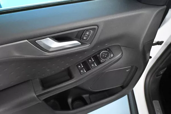 Ford Kuga 2.5 LED ACC Kamera Head-up Taž - foto 34
