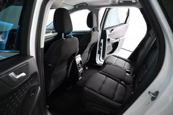 Ford Kuga 2.5 LED ACC Kamera Head-up Taž - foto 36