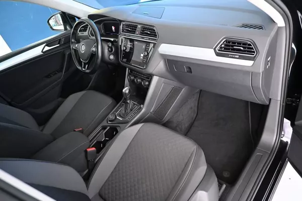 Volkswagen Tiguan 2.0 4Motion LED Matrix DSG ACC - foto 10