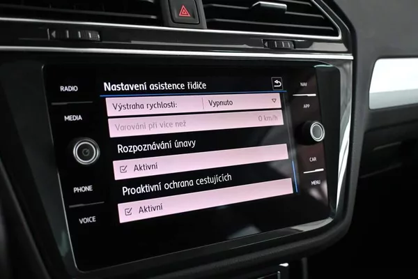 Volkswagen Tiguan 2.0 4Motion LED Matrix DSG ACC - foto 21