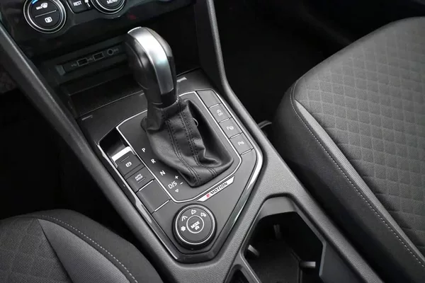 Volkswagen Tiguan 2.0 4Motion LED Matrix DSG ACC - foto 25