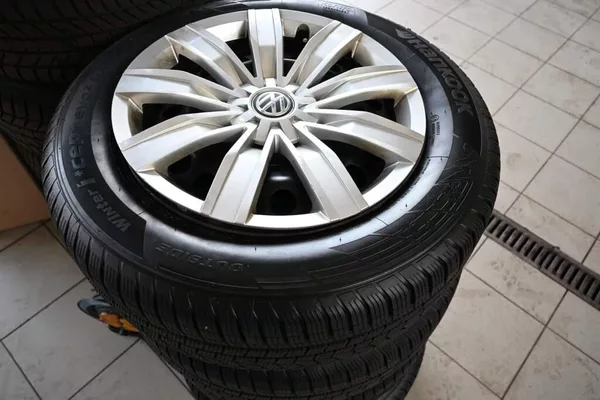 Volkswagen Tiguan 2.0 4Motion LED Matrix DSG ACC - foto 32