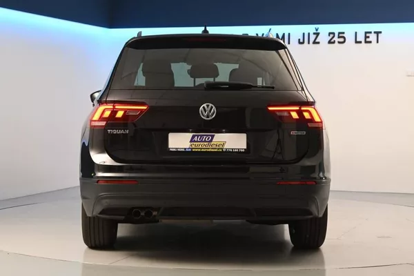 Volkswagen Tiguan 2.0 4Motion LED Matrix DSG ACC - foto 6