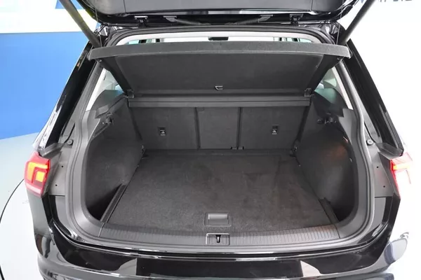 Volkswagen Tiguan 2.0 4Motion LED Matrix DSG ACC - foto 8