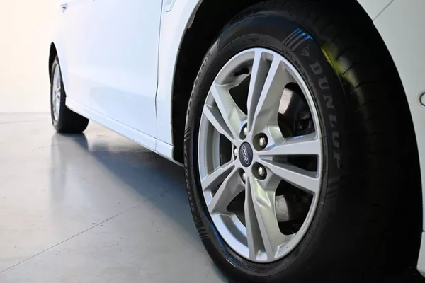 Ford S-MAX 2.0 140 KW LED ACC SONY Tažné - foto 39