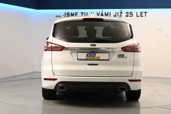 Ford S-MAX 2.0 140 KW LED ACC SONY Tažné - foto 6