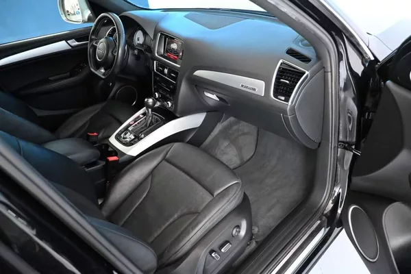 Audi SQ5 3.0 230 KW QUATTRO Bi-Xenon Ka - foto 10