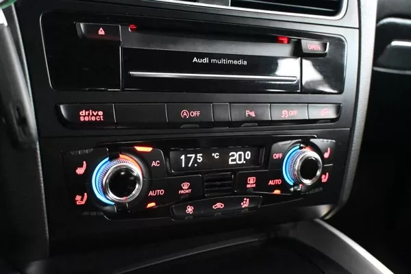 Audi SQ5 3.0 230 KW QUATTRO Bi-Xenon Ka - foto 24