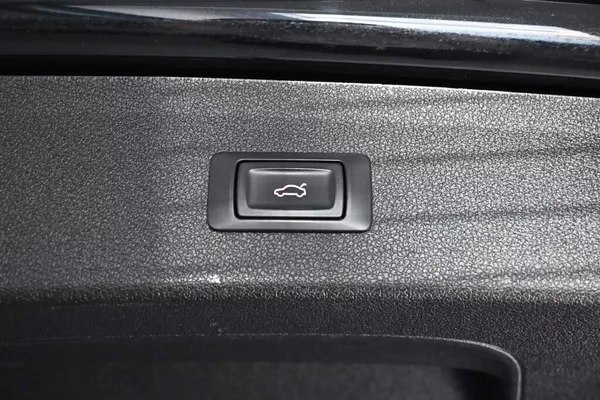 Audi SQ5 3.0 230 KW QUATTRO Bi-Xenon Ka - foto 28