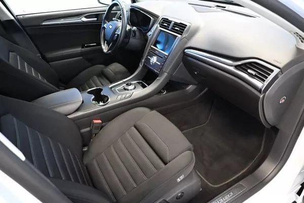Ford Mondeo 2.0 LED SONY ACC Tažné Kamera - foto 10