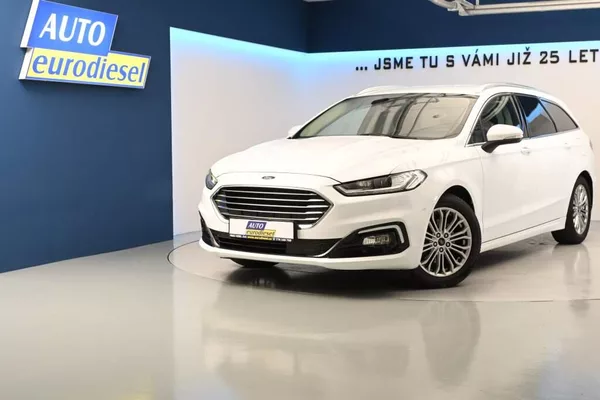 Ford Mondeo 2.0 140 KW LED SONY TITANIUM 8 - foto 2