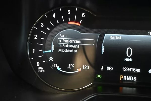 Ford Mondeo 2.0 140 KW LED SONY TITANIUM 8 - foto 29