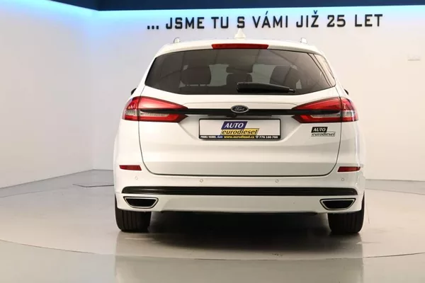 Ford Mondeo 2.0 140 KW LED SONY TITANIUM 8 - foto 6