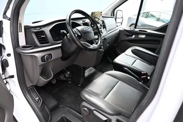 Ford Transit Custom 2.0 320 L2H1 9 Míst klima ACC - foto 8
