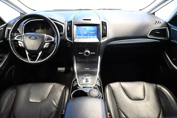 Ford S-MAX 2.0 140 KW LED ACC SONY Tažné - foto 12