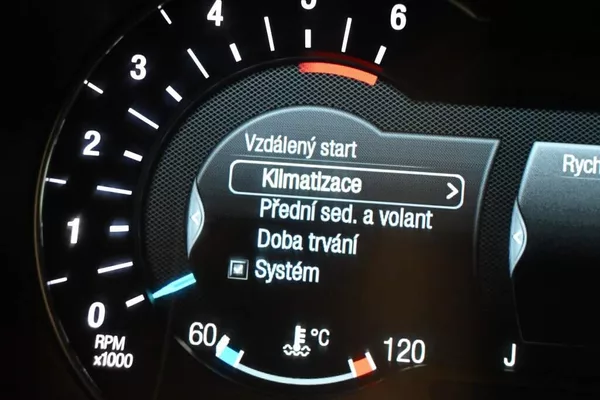 Ford S-MAX 2.0 140 KW LED ACC SONY Tažné - foto 28