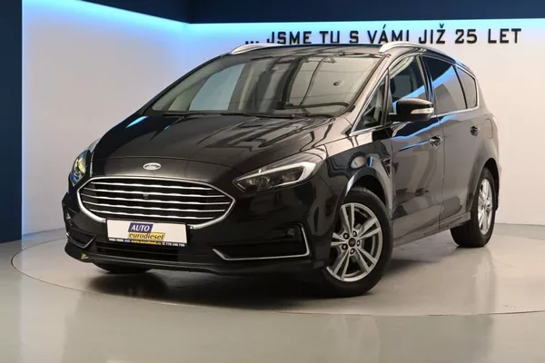 Ford S-MAX 2.0 LED ACC SONY Tažné TITANIU