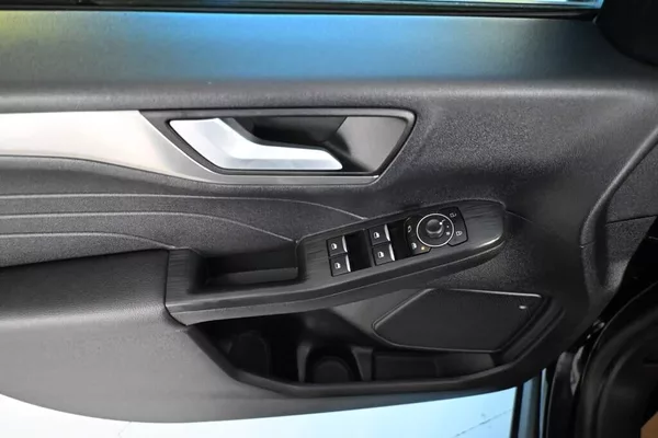 Ford Kuga 2.5 LED VIRTUAL ACC Kamera DUR - foto 15
