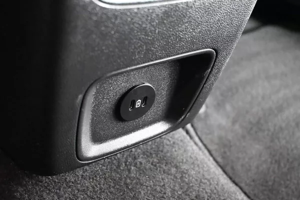 Ford Kuga 2.5 LED VIRTUAL ACC Kamera DUR - foto 32