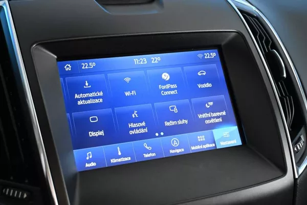 Ford S-MAX 2.0 7 Míst LED Tažné TITANIUM - foto 18