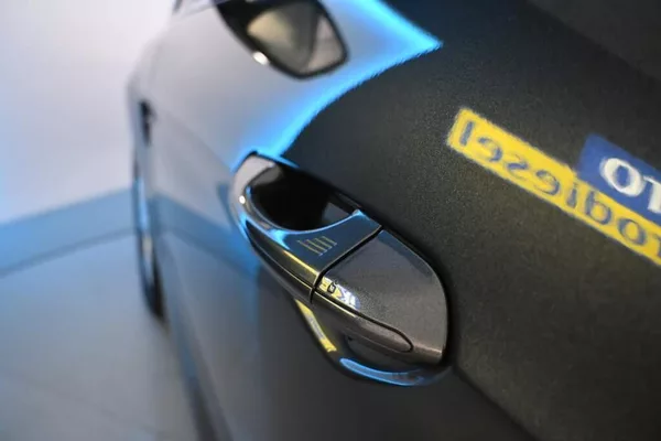 Ford S-MAX 2.0 7 Míst LED Tažné TITANIUM - foto 24