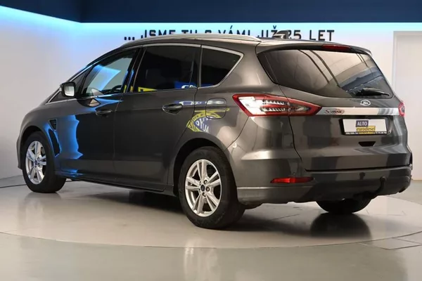 Ford S-MAX 2.0 7 Míst LED Tažné TITANIUM - foto 7