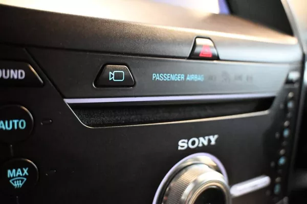 Ford S-MAX 2.0 LED ACC SONY Tažné Webasto - foto 20
