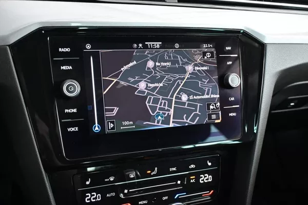 Volkswagen Passat 2.0 LED DSG ACC VIRTUAL Kamera - foto 17