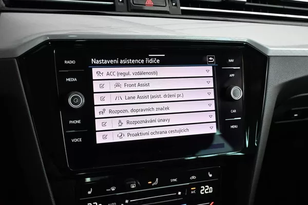 Volkswagen Passat 2.0 LED DSG ACC VIRTUAL Kamera - foto 18