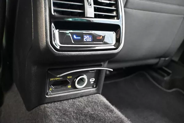 Volkswagen Passat 2.0 LED DSG ACC VIRTUAL Kamera - foto 21