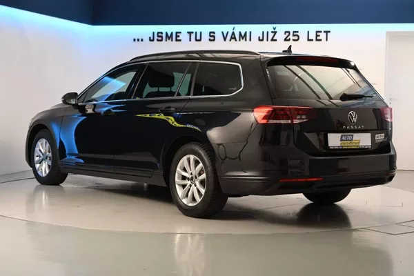 Volkswagen Passat 2.0 LED DSG ACC VIRTUAL Kamera - foto 7