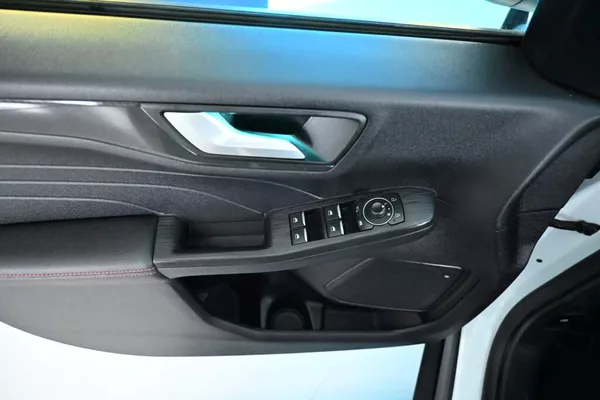 Ford Kuga 2.5 ST-LINE X LED VIRTUAL BO D - foto 15
