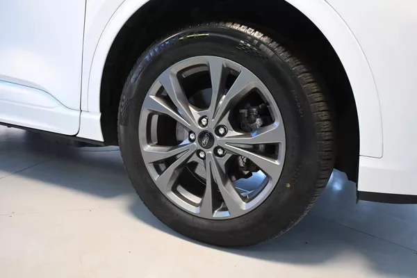 Ford Kuga 2.5 ST-LINE X LED VIRTUAL BO D - foto 33