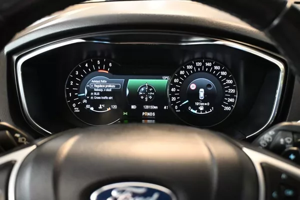 Ford Mondeo 2.0 LED SONY Kamera Tažné 8AT - foto 21