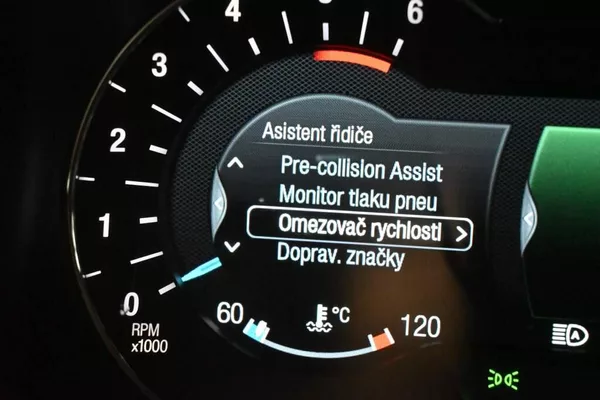 Ford Mondeo 2.0 LED SONY Kamera Tažné 8AT - foto 25