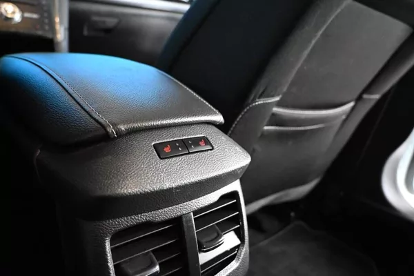 Ford Mondeo 2.0 LED SONY Kamera Tažné 8AT - foto 30
