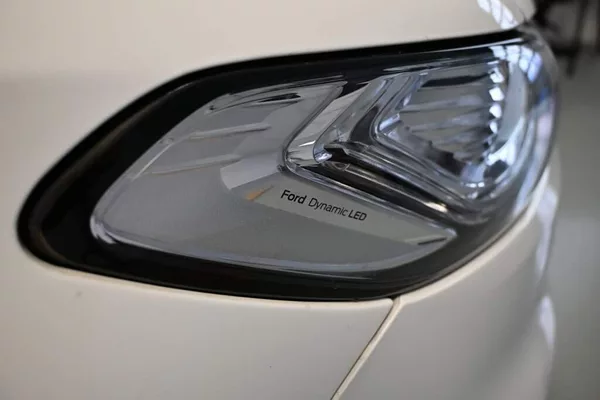 Ford Mondeo 2.0 LED SONY Kamera Tažné 8AT - foto 32